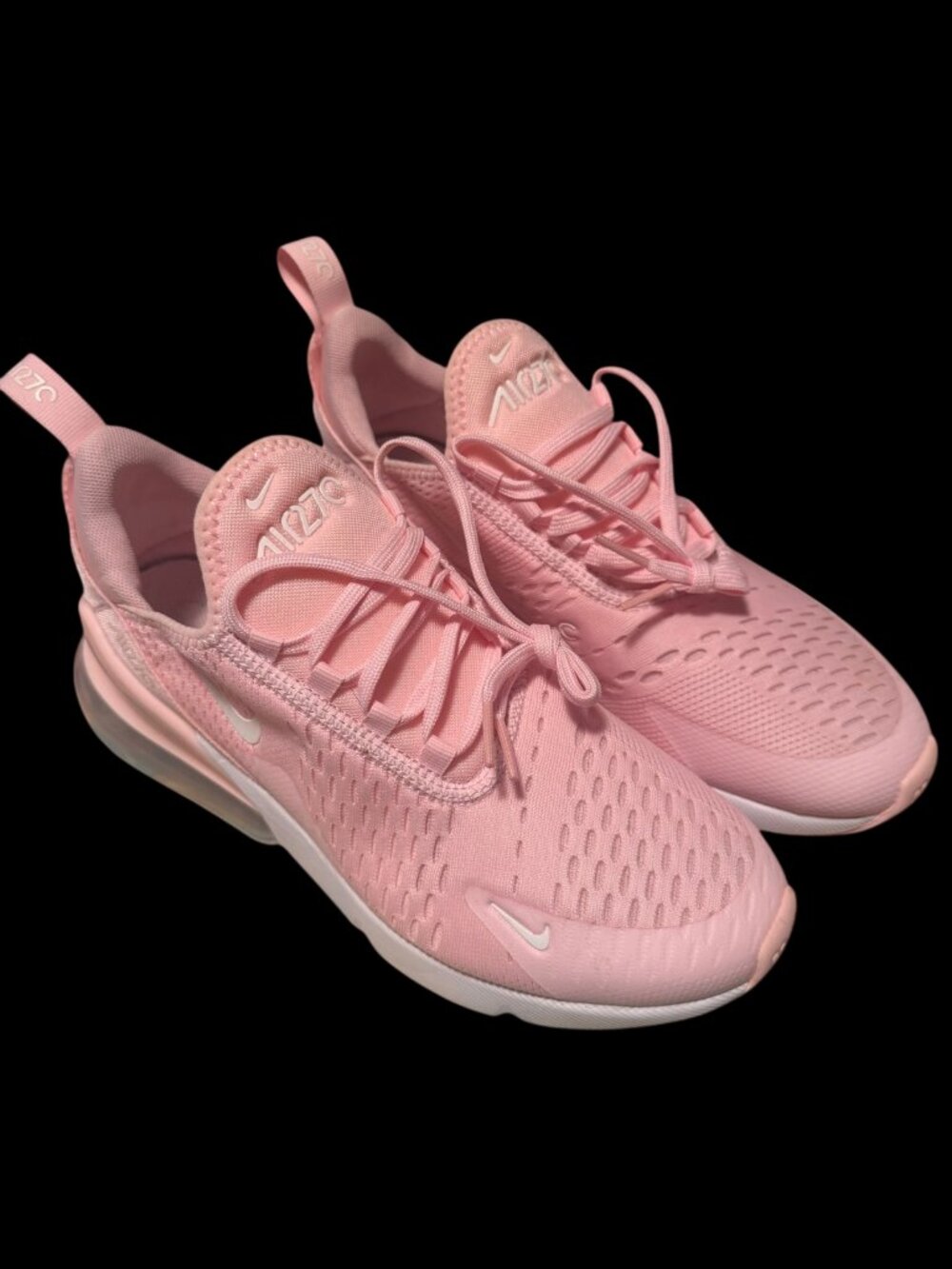 Nike Size 6Y Air Max Style Sneakers with Air Cushioning